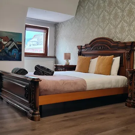 Town Square Loft *