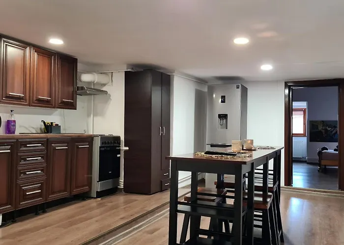 Town Square Loft Apartment *